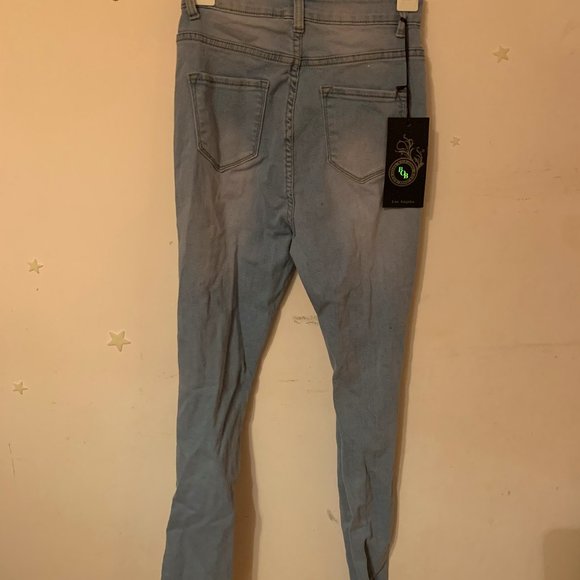High-Waisted Distressed Jeans - Picture 4 of 4